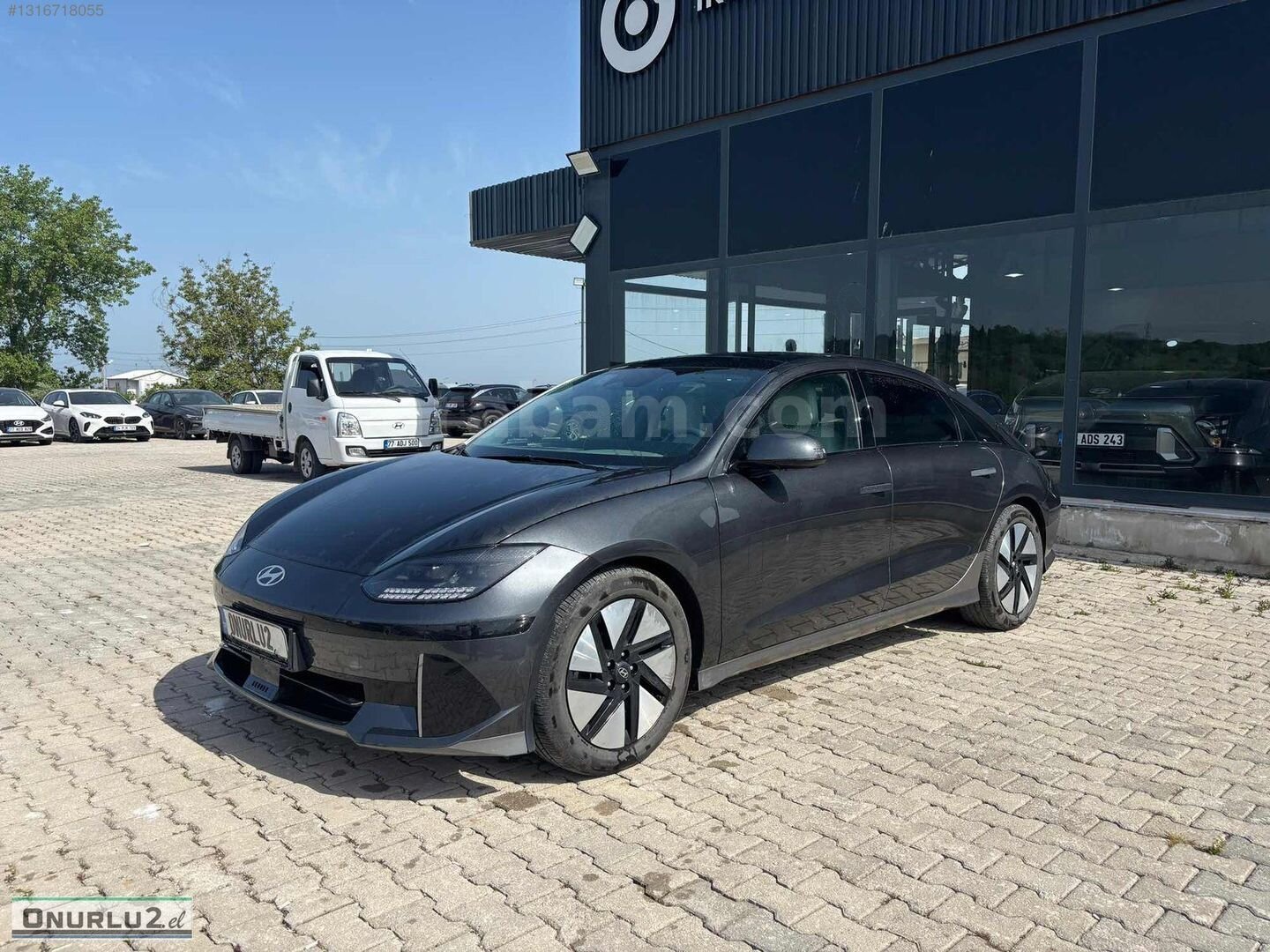 Galeriden Hyundai Ioniq 6 Advance 2025 Model Yalova 29.959 km Gri 2