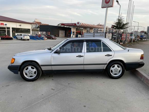 Sahibinden Mercedes - Benz 230 E 1986 Model 