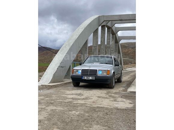 Sahibinden Mercedes - Benz 230 E 1986 Model 