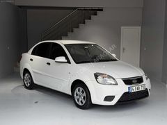 2011 KİA RİO TREND 1.5 CRDİ 110 HP SEDAN MASRAFSIZ BAKIMLI