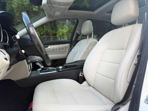 ÖZCAR 'dan BAKIMLI - C 180 / 7G TRONIC /ÇİFT CAM TAVAN/168.oookm