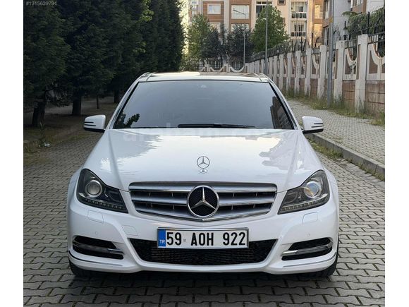 ÖZCAR 'dan BAKIMLI - C 180 / 7G TRONIC /ÇİFT CAM TAVAN/168.oookm