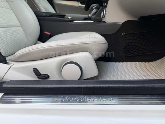 ÖZCAR 'dan BAKIMLI - C 180 / 7G TRONIC /ÇİFT CAM TAVAN/168.oookm