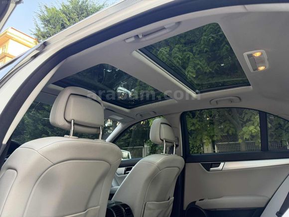 ÖZCAR 'dan BAKIMLI - C 180 / 7G TRONIC /ÇİFT CAM TAVAN/168.oookm