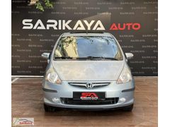 SARIKAYADAN 2008 HONDA JAZZ 1.4 SANRUFLU 131.000KM EMSALSİZ