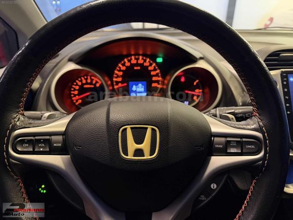PAŞAHAN AUTO'DAN CAM TAVAN-OTOMATİK-GERİ GÖRÜŞ-BAKIMLARI YENİ