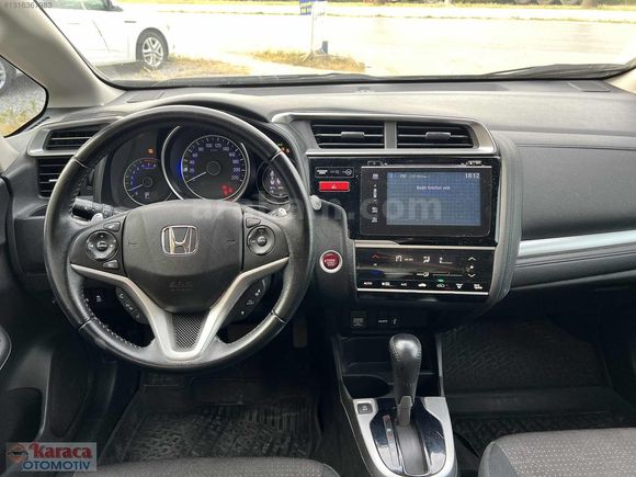Karaca Otomotivden Hatasız Boyasız Elegance Jazz CVT