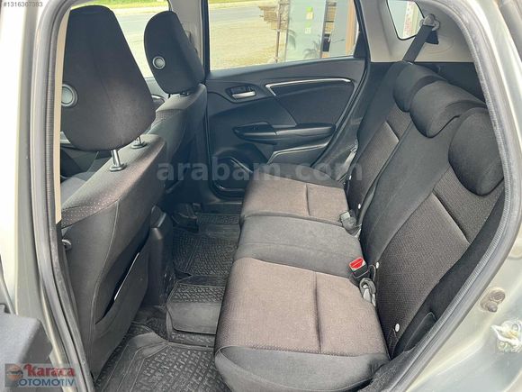 Karaca Otomotivden Hatasız Boyasız Elegance Jazz CVT