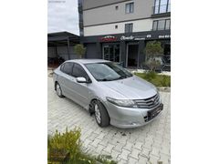 OTOMATİK DEĞİŞENSİZDUSUK KM LPGLİ DİJİTAL KLİMA