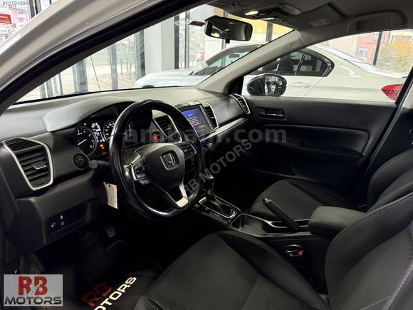 2021 MODEL HONDA CİTY 1.5 İ-VTEC EXECUTİVE
