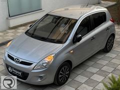 (HATASIZ AYARINDA) 2011 HYUNDAİ İ20 1.4 CRDİ 'FULL DONANIM'