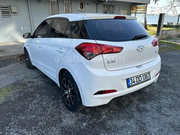 2016 HYUNDİA İ20 1.4 CRDİ ORJİNAL