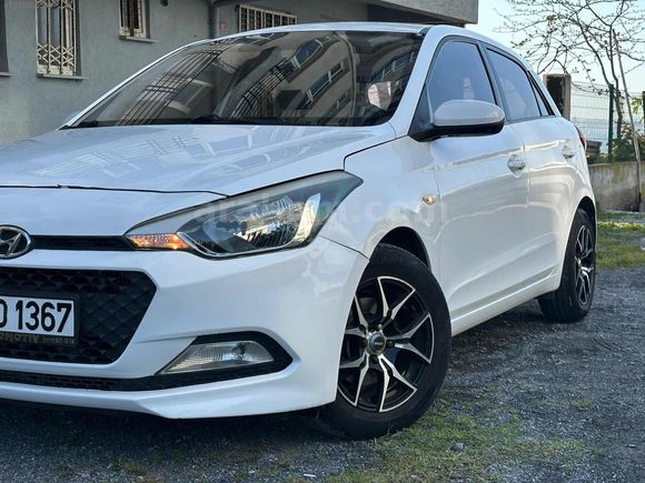 2016 HYUNDİA İ20 1.4 CRDİ ORJİNAL