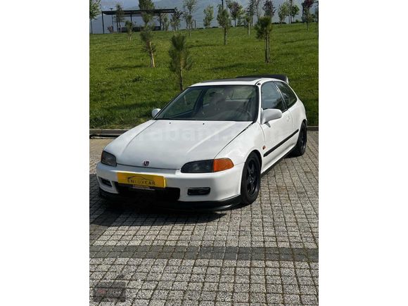 EN LUX CAR DAN TEMİZ BAKIMLI MASRAFSIZ OTOMATİK 1.5 EX