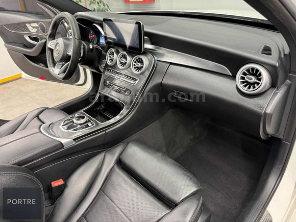 Mercedes c200d AMG CAM TAVAN