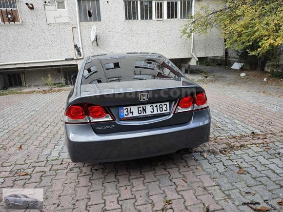2010 MODEL HONDA CİVİC 1.6İ VTEC DREAM