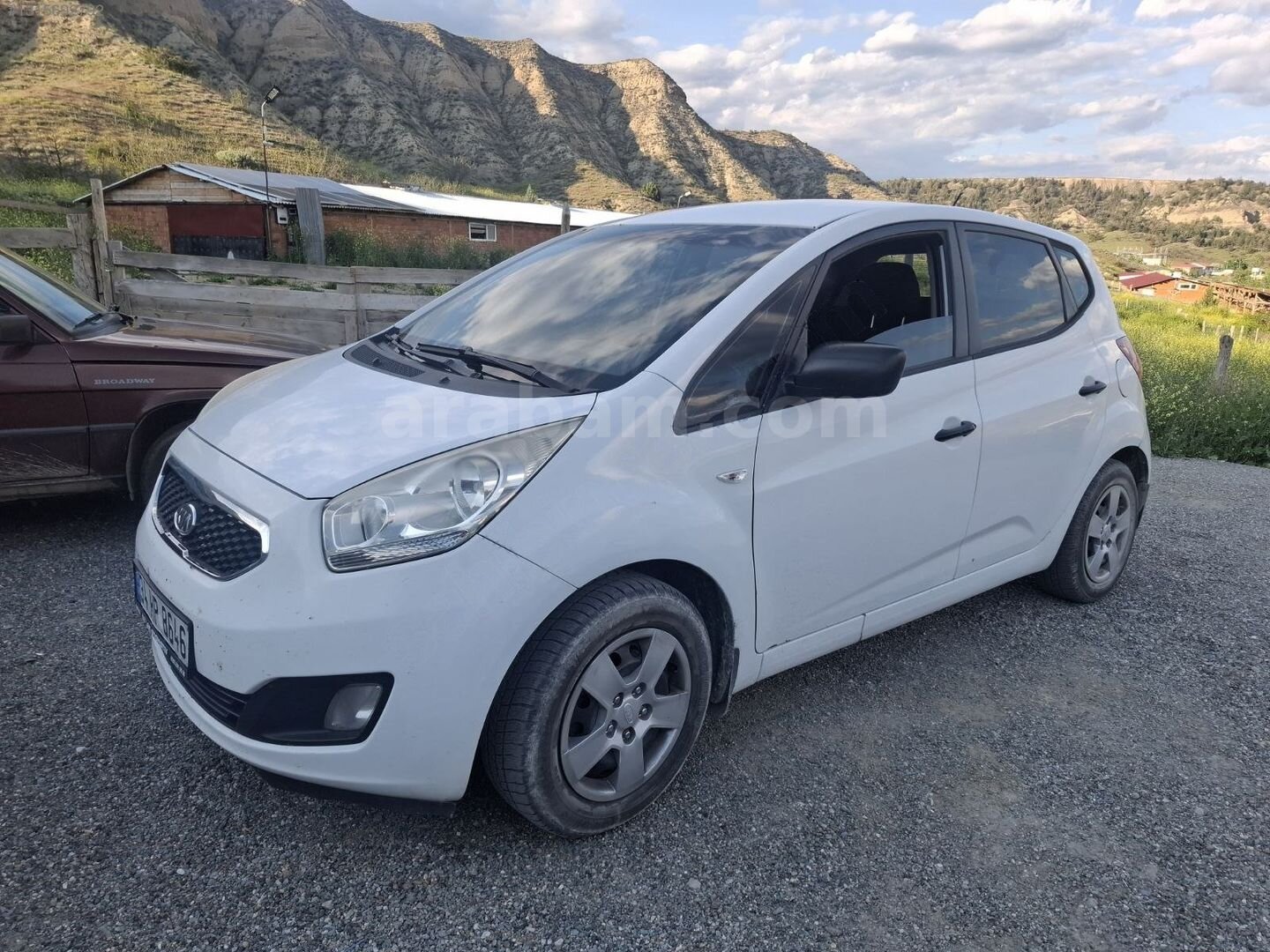 Galeriden Kia Venga 1.4 CRDi EX 2011 Model Düzce 334.000 km Beyaz 7
