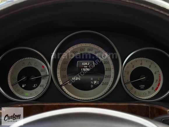 2013-E180 ELİTE-CAM TAVAN-E.BAGAJ-KEYLESS-ISITMA-AHŞAP-MASRAFSIZ