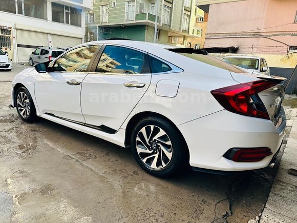 ÇETİNBAŞ'tan 2018 model Honda Civic En fulü