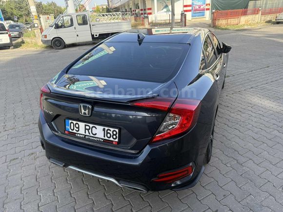 ***2019 HONDA CİVİC 1.6i EXECUVİTE MAKYAJLI-12-TAKSİT***