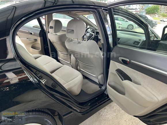 2010 CİVİC YETKİLİ SERVİS BAKIMLI LPG TAKILMAMIŞ İLK EL 162000