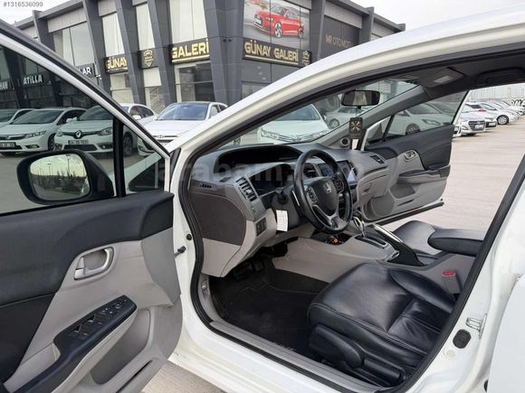 AGİN OTOMOTİVDEN 2014 MODEL 1,6 VTECH PREMİUM OTOMATİK 125 BİNDE