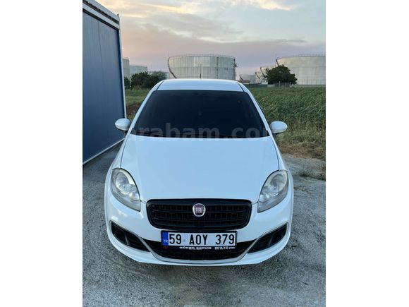 Fiat Linea 1.3 Multijet Pop 2015 Model Temiz Rutin bakımlı , Otomatik Corsa C VB.Takas olur.