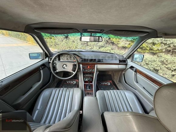 KURT OTOMOTİV'DEN TEMİZ OTOMATİK DERİ KOLTUK E200