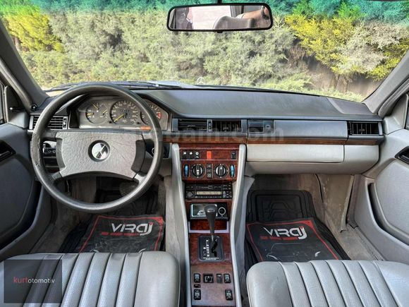 KURT OTOMOTİV'DEN TEMİZ OTOMATİK DERİ KOLTUK E200