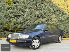 KURT OTOMOTİV'DEN TEMİZ OTOMATİK DERİ KOLTUK E200