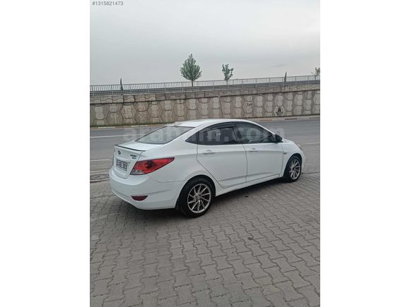 ÖZÇEVİK OTOMOTİV'DEN ACCENT BLUE