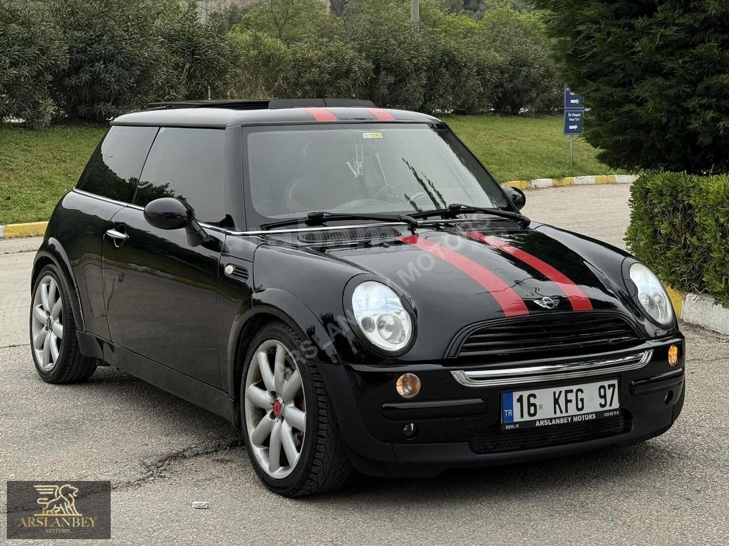 Galeriden Mini Cooper 1.6 Türkiye Paketi 2003 Model Bursa 230.000 km Siyah 6