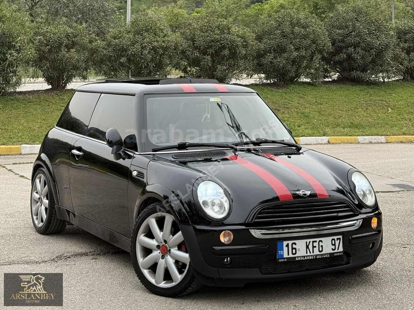 Galeriden Mini Cooper 1.6 Türkiye Paketi 2003 Model Bursa 230.000 km Siyah 3
