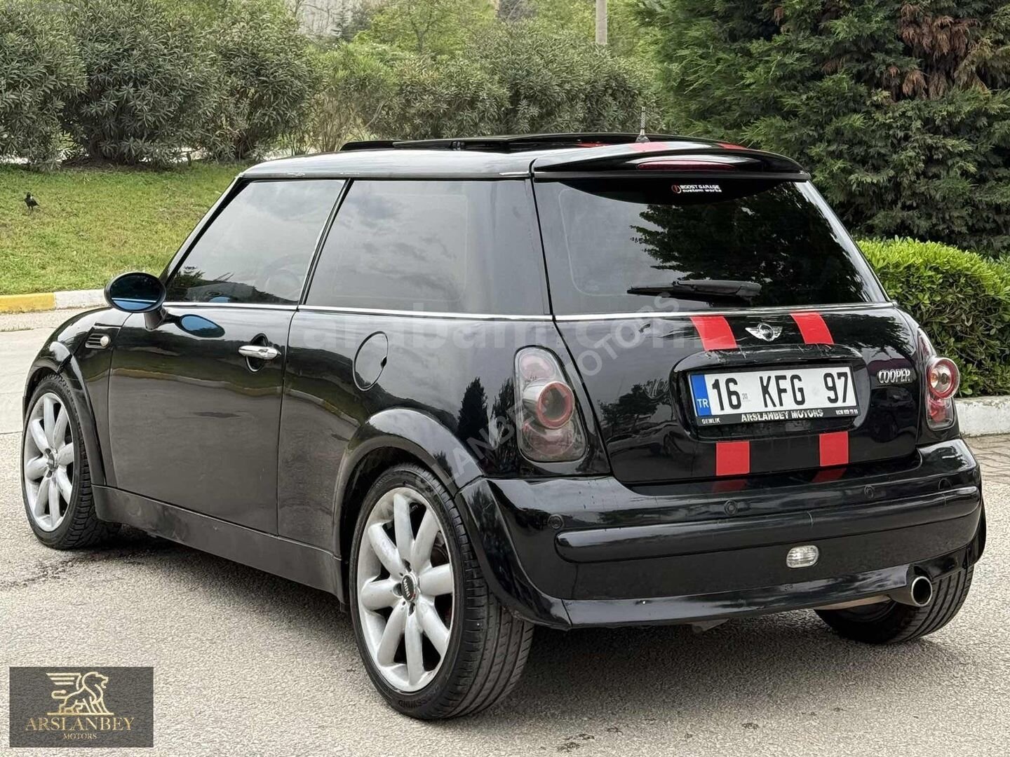 Galeriden Mini Cooper 1.6 Türkiye Paketi 2003 Model Bursa 230.000 km Siyah 7
