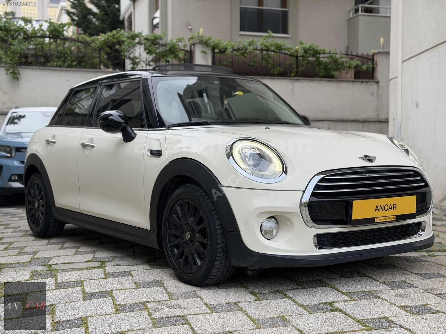 Galeriden Mini Cooper 1.5 D Chili 2015 Model İstanbul 144.000 km Beyaz 7