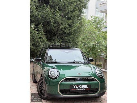 2025-10 BİN KM HATASIZ HARMAN-KARDON HEADUP TR-DE TEK OPSİYON