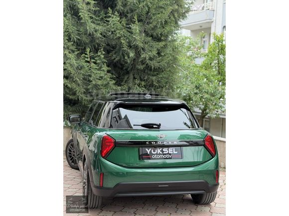 2025-10 BİN KM HATASIZ HARMAN-KARDON HEADUP TR-DE TEK OPSİYON