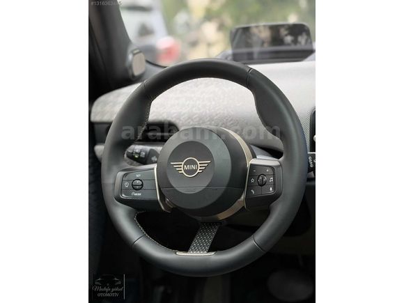 2025-10 BİN KM HATASIZ HARMAN-KARDON HEADUP TR-DE TEK OPSİYON