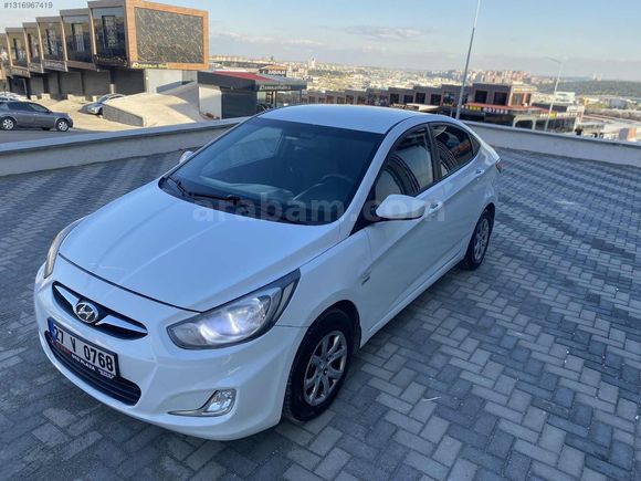 2012 Model HUNDAİ ACCENT BLUE 1.6 CRDİ OTOMATİK