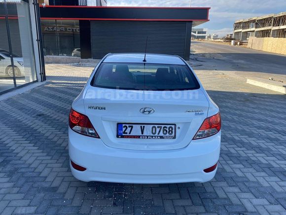 2012 Model HUNDAİ ACCENT BLUE 1.6 CRDİ OTOMATİK