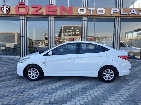 2012 Model HUNDAİ ACCENT BLUE 1.6 CRDİ OTOMATİK