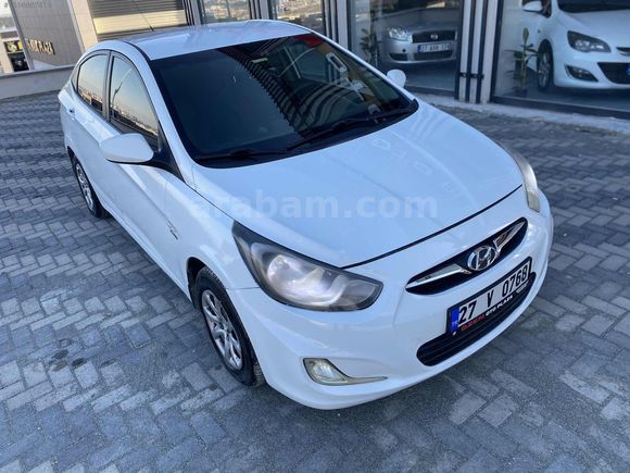 2012 Model HUNDAİ ACCENT BLUE 1.6 CRDİ OTOMATİK