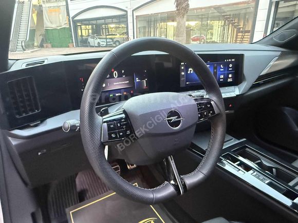 BÖREKCİGİL AUTO ASTRA GS ÇİFT RENK EMİN EVİM TAKSLI KREDİ İMKANI