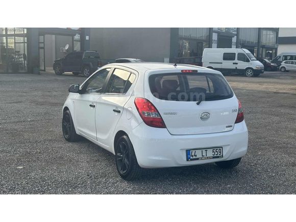 AS METE AUTO'DAN HYUNDAI İ20 1.4 CRDİ TEAM PAKET
