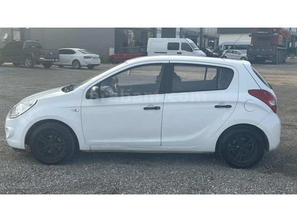 AS METE AUTO'DAN HYUNDAI İ20 1.4 CRDİ TEAM PAKET