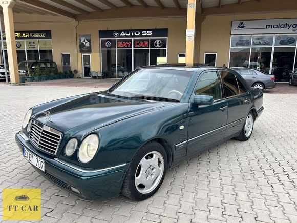 TT CAR-E 230 ELEGANCE OTOMATİK DEĞİŞENSİZ-SUNROOF