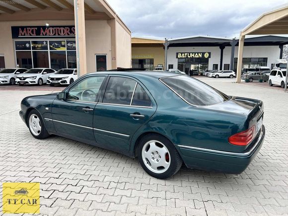 TT CAR-E 230 ELEGANCE OTOMATİK DEĞİŞENSİZ-SUNROOF