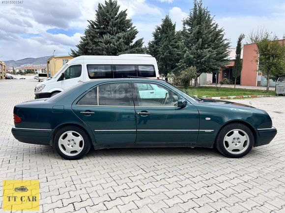 TT CAR-E 230 ELEGANCE OTOMATİK DEĞİŞENSİZ-SUNROOF