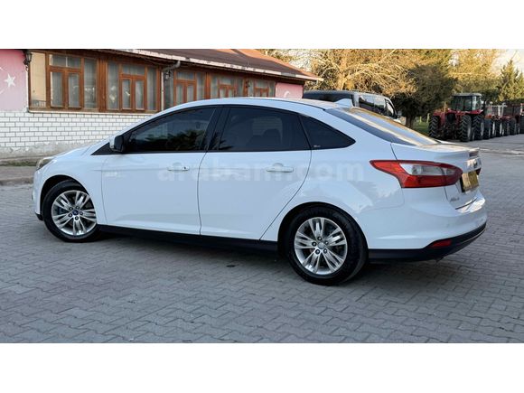 Galeriden Ford Focus 1.6 TDCi Style 2012 Model Konya
