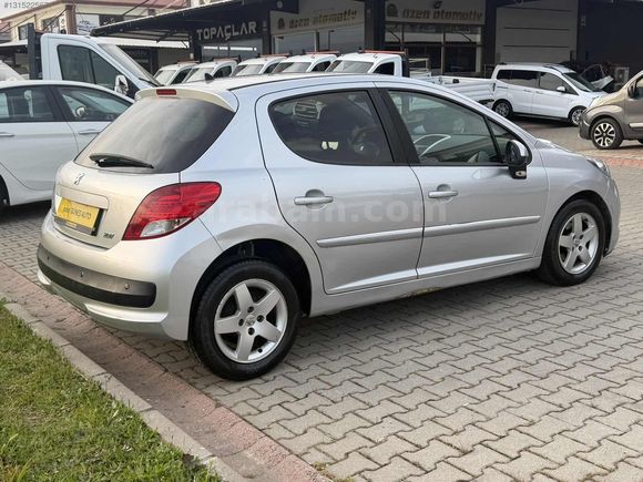 2011-PEJO 207 1.4 Active-